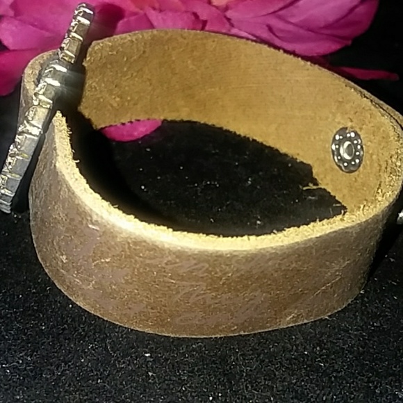 SORRY SOLD Best & most beautiful " Lo💖e bracelet" - Picture 4 of 8